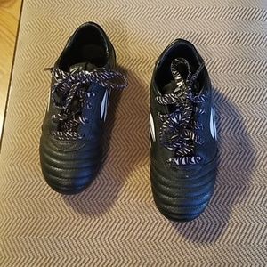 Soccer cleats size 10